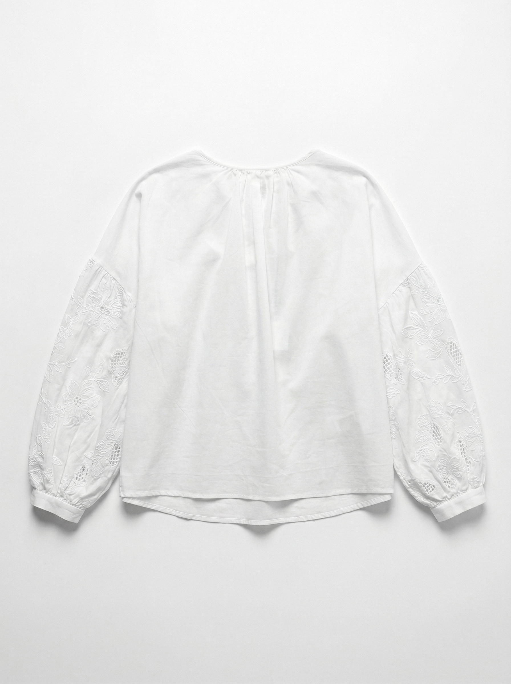 Blusa Maniche Ricamate